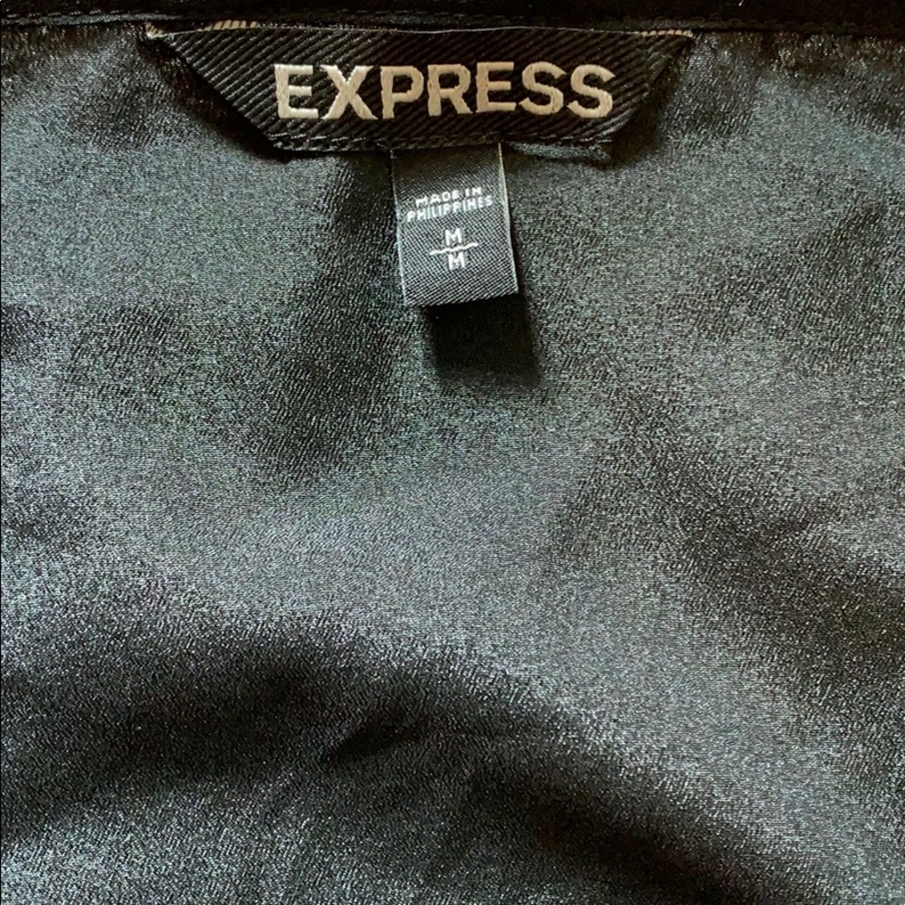 Top - Picture 2 of 3